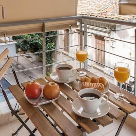 Modern Apartment In The Heart Of The City Atene Esterno foto
